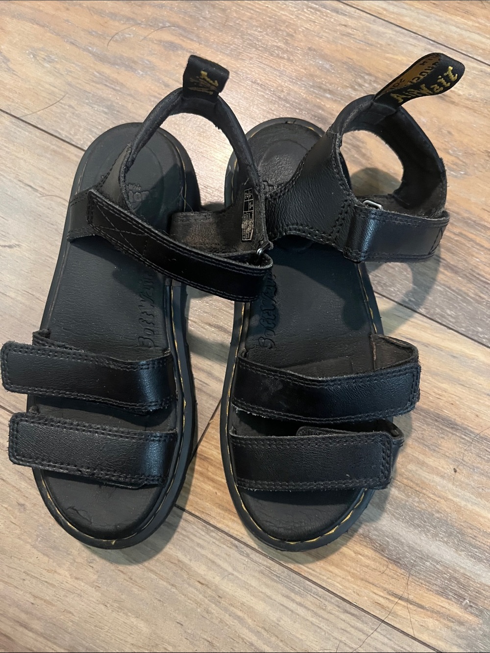 Dr. Martens Kids Klaire Leather Strap Sandals size 3
